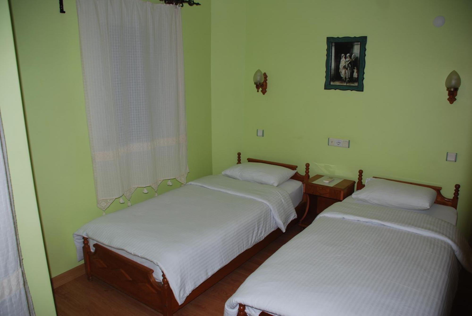 Nazar Hotel 3*